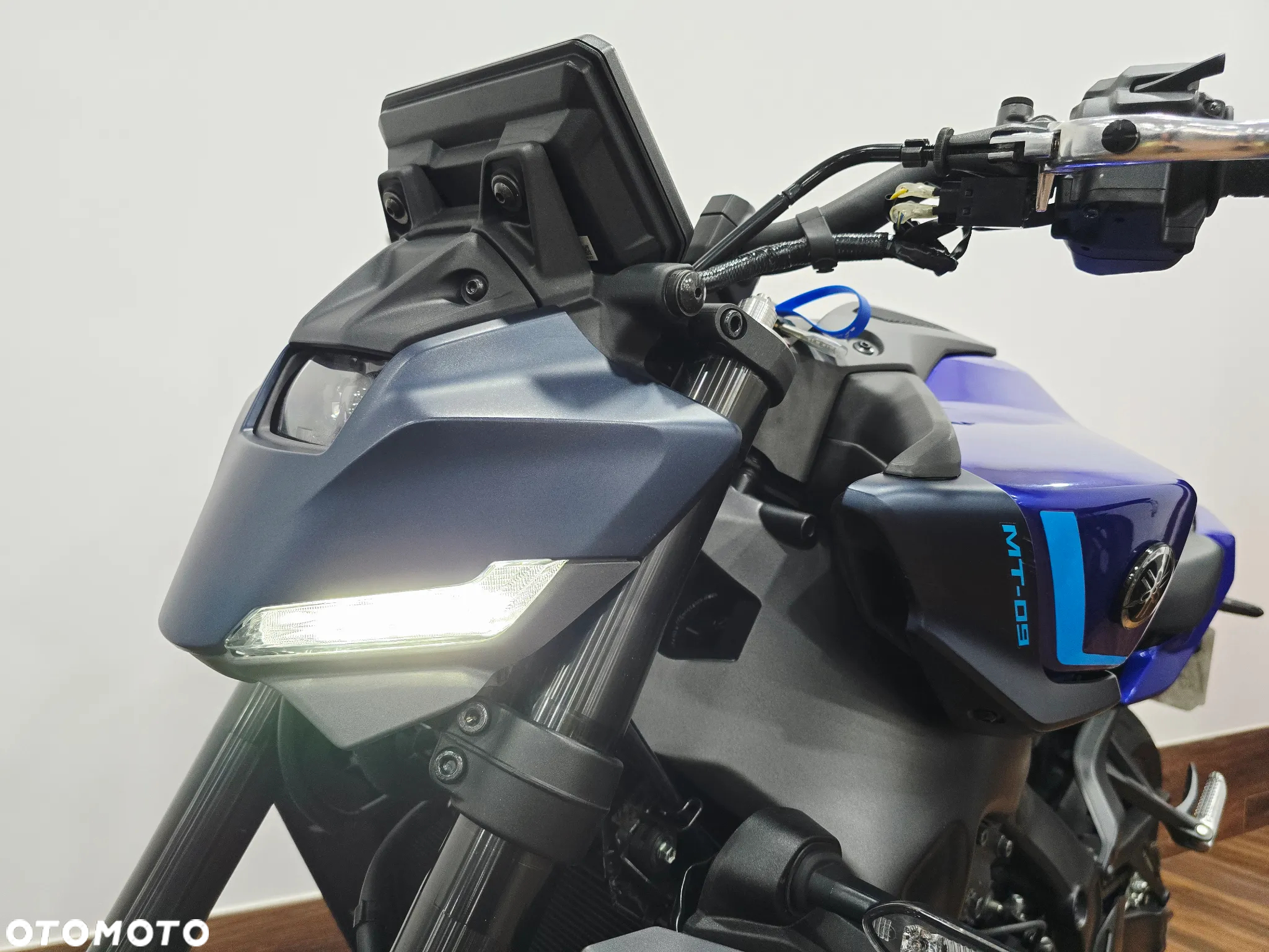 Yamaha MT - 12