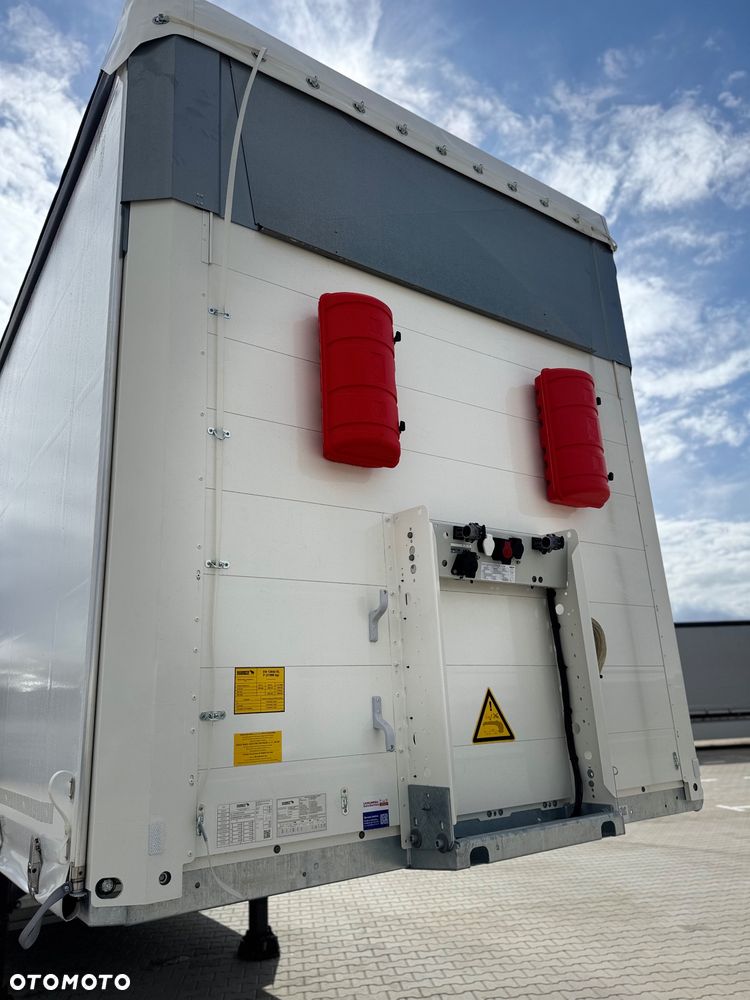 Schmitz Cargobull - 10