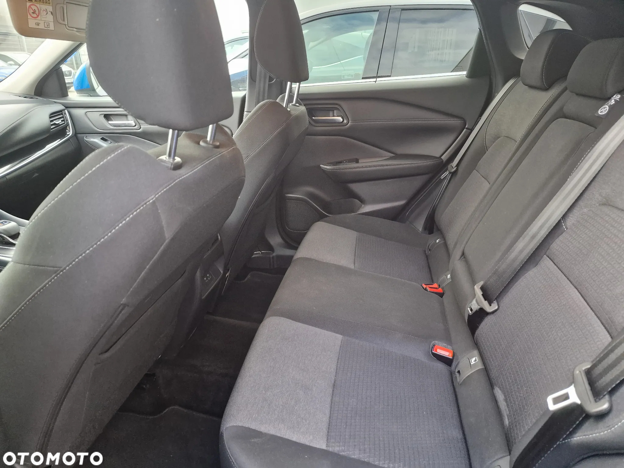 Nissan Qashqai 1.3 DIG-T mHEV N-Connecta Xtronic - 8