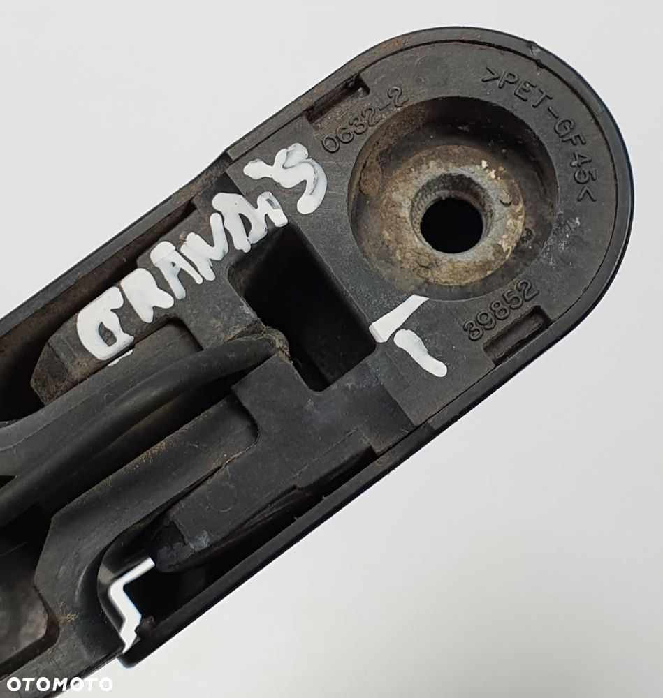 RAMIE WYCIERACZKI KLAPY MITSUBISHI GRANDIS - 3