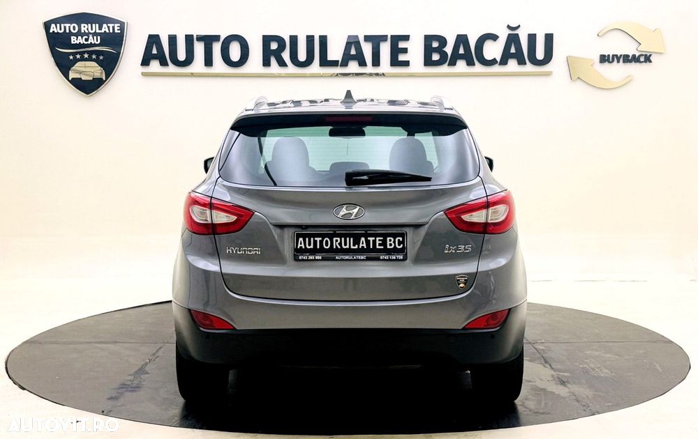 Hyundai ix35 - 11