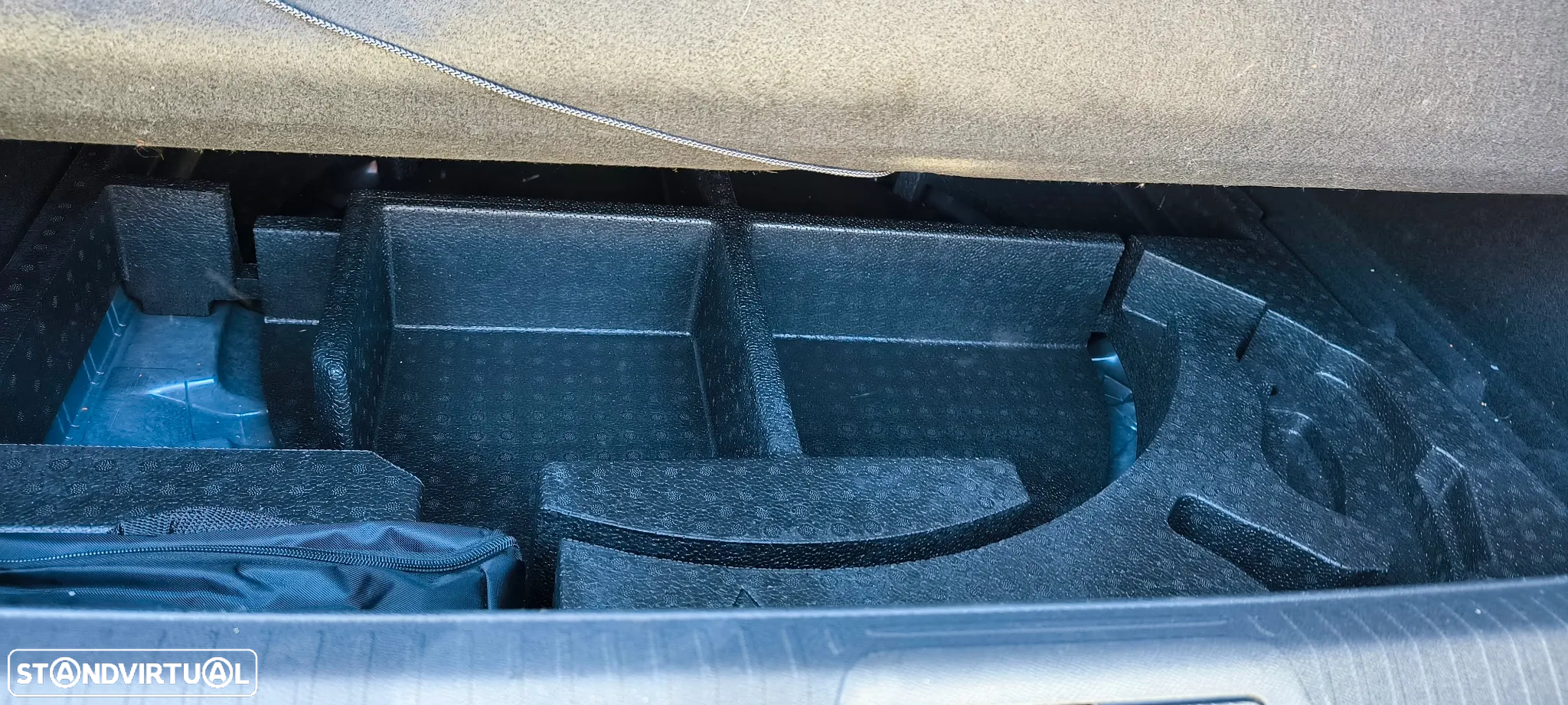 Peugeot 408 1.2 PureTech Allure Pack EAT8 - 49