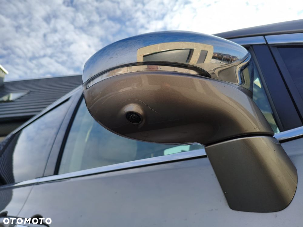 Chrysler Pacifica - 24