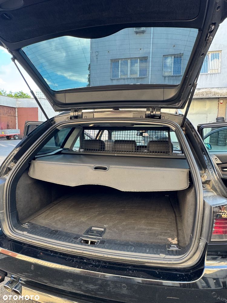 BMW Seria 5 525d - 21
