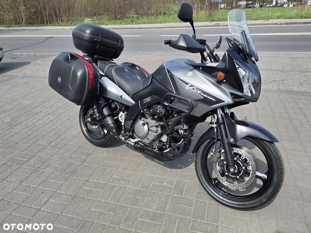 Suzuki V-STROM - 25