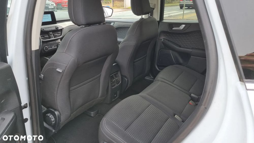 Ford Kuga 2.5 Duratec PHEV GRAPHITE TECH EDITION - 32