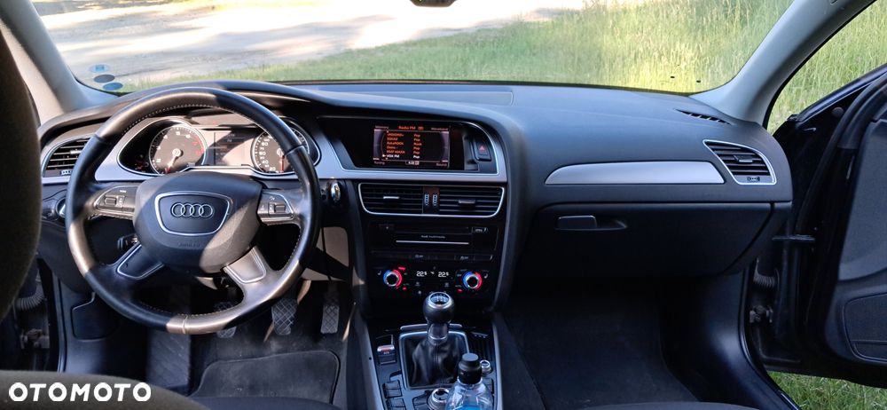 Audi A4 Limousine 1.8 TFSI Attraction - 38