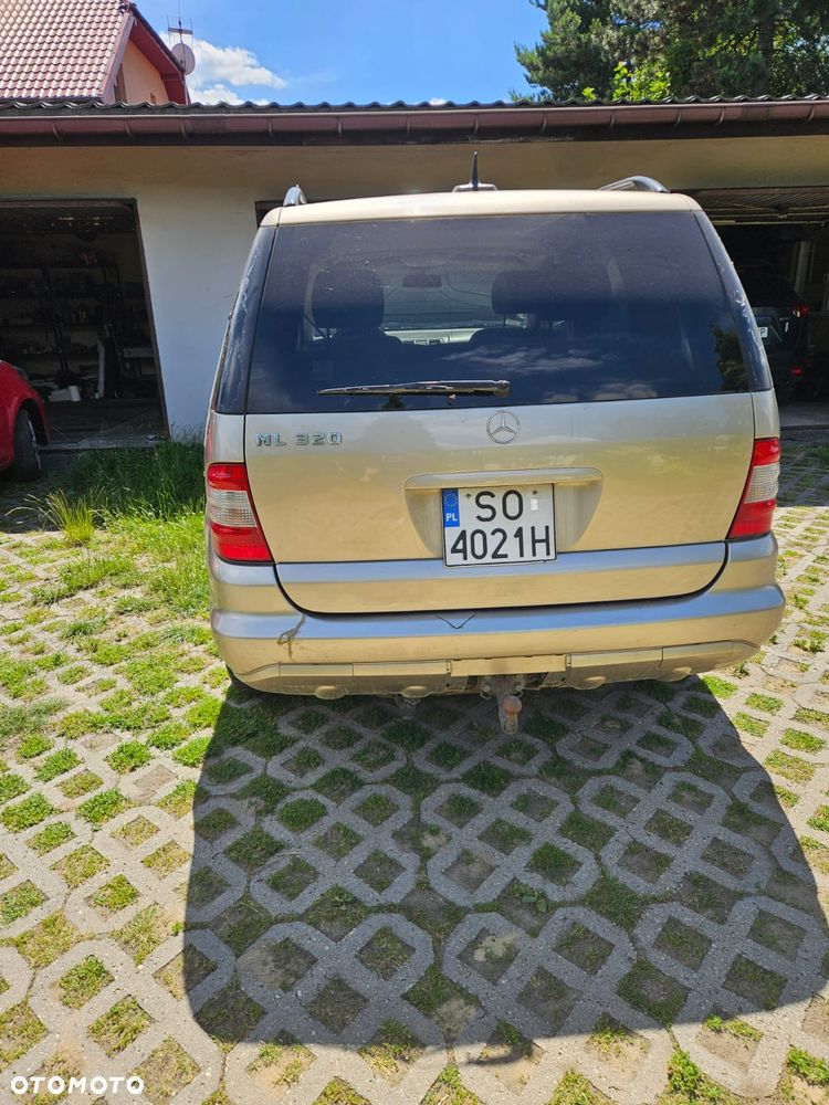 Mercedes-Benz ML 320 - 7