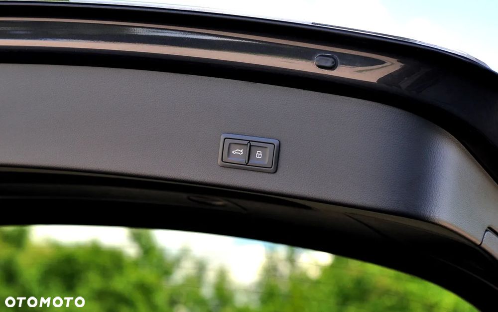 Audi A6 Avant 2.0 TDI ultra S tronic - 12