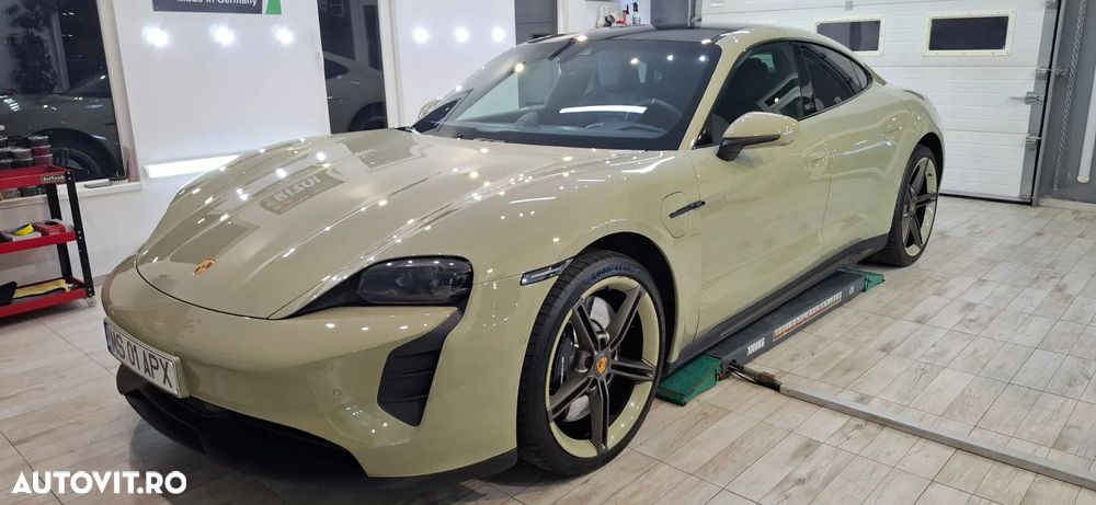 Porsche Taycan GTS - 1