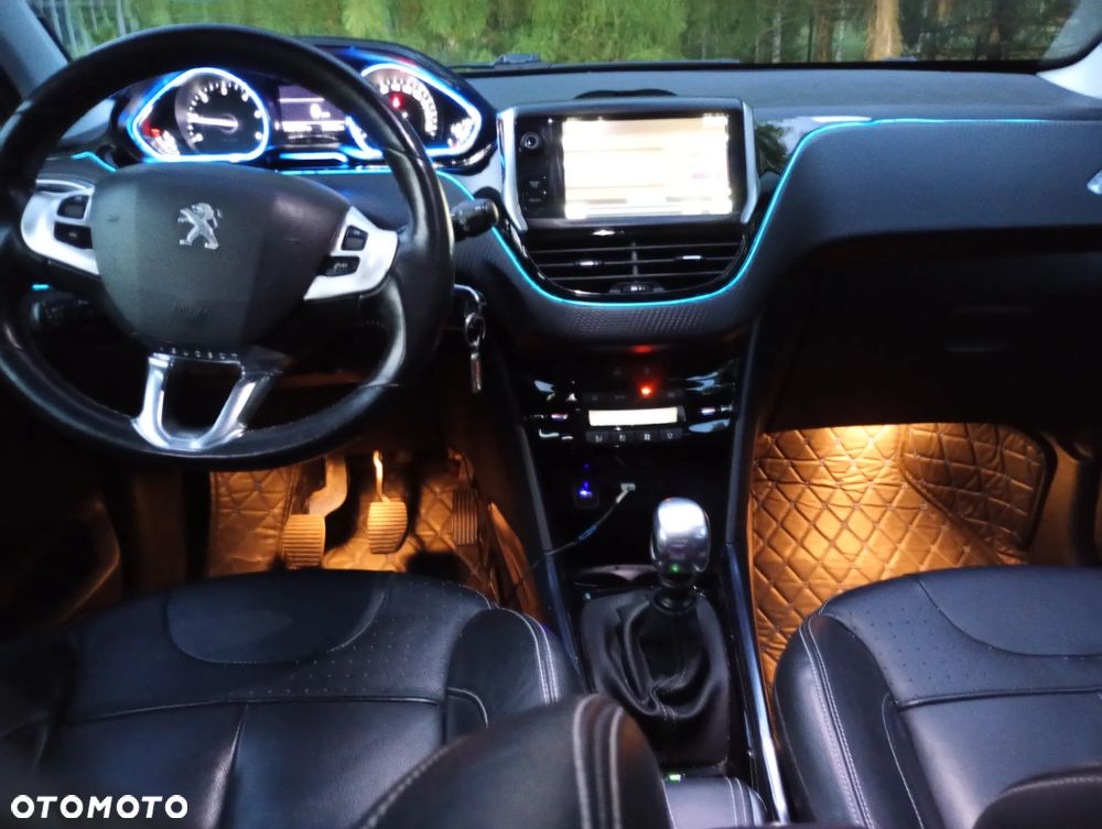 Peugeot 2008 - 15