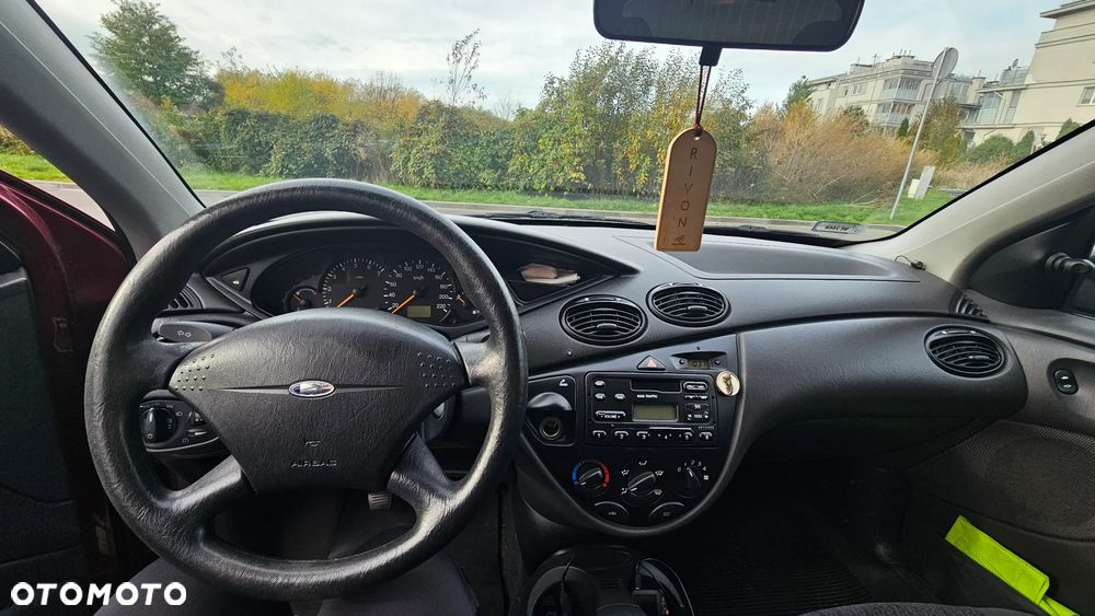 Ford Focus 1.6 Ambiente - 7