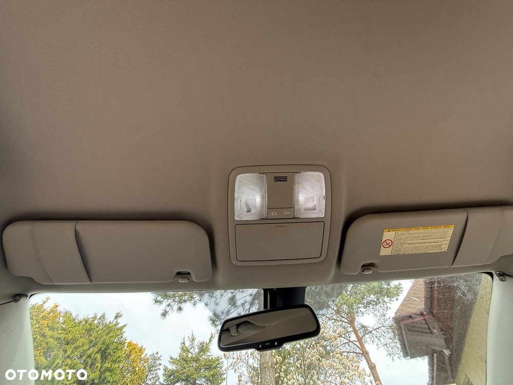 Toyota Avensis 2.2 D-4D Prestige - 27