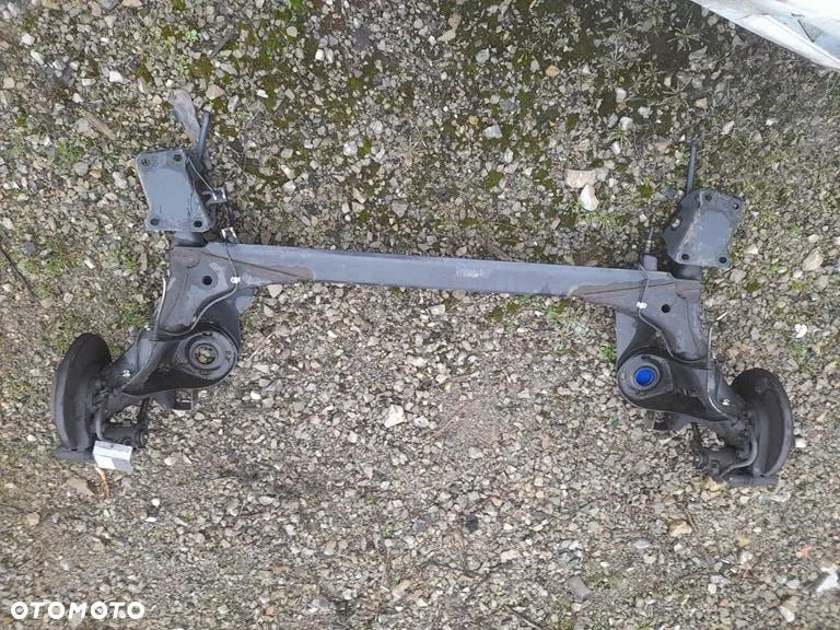 Belka Oś Tył Skoda Rapid Spaceback - 2