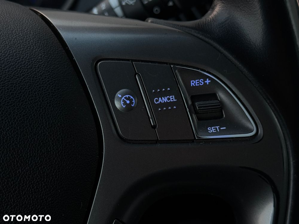 Hyundai ix35 1.6 2WD blue Trend - 12