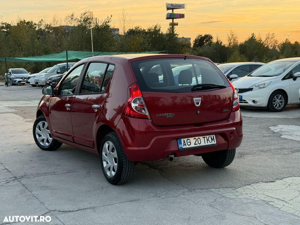 Dacia Sandero dCi 75 Laureate II - 3