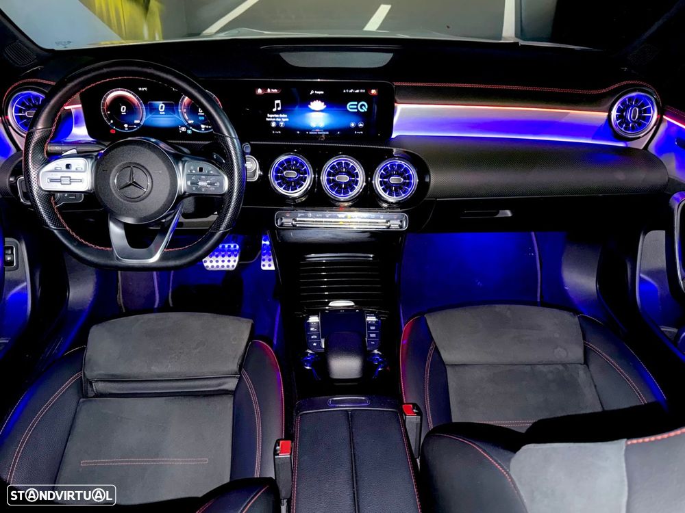 Mercedes-Benz A 250 Limousine e 8G-DCT AMG Line - 20