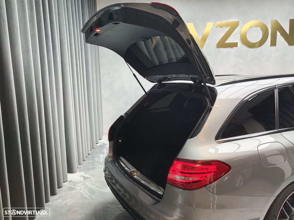 Mercedes-Benz C 63 AMG S - 24