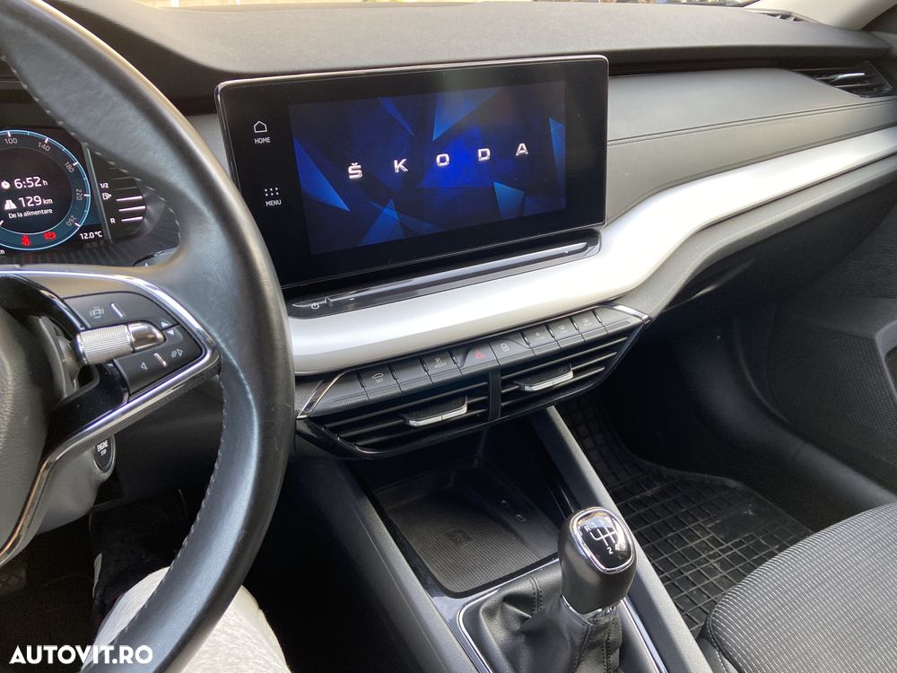 Skoda Octavia 1.0 TSI Clever - 12