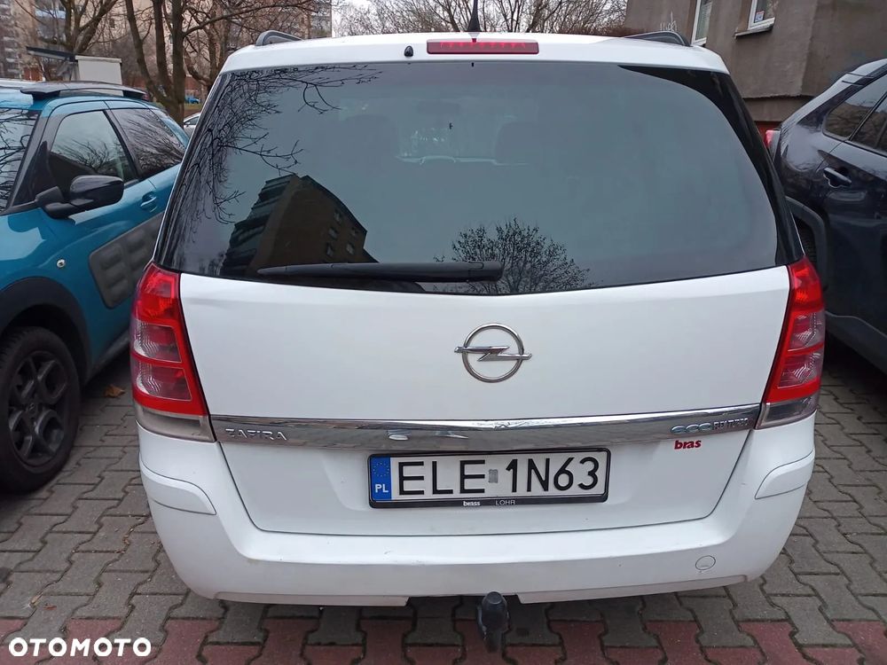 Opel Zafira - 4