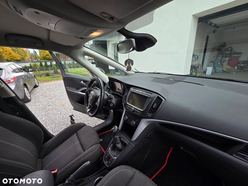 Opel Zafira 1.4 Turbo Active - 23