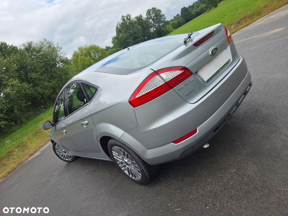 Ford Mondeo 1.8 TDCi Ghia - 8