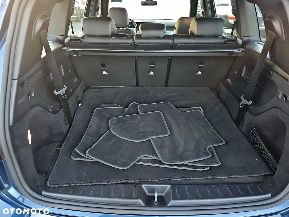 Mercedes-Benz GLB 250 4Matic 8G-DCT AMG Line - 14