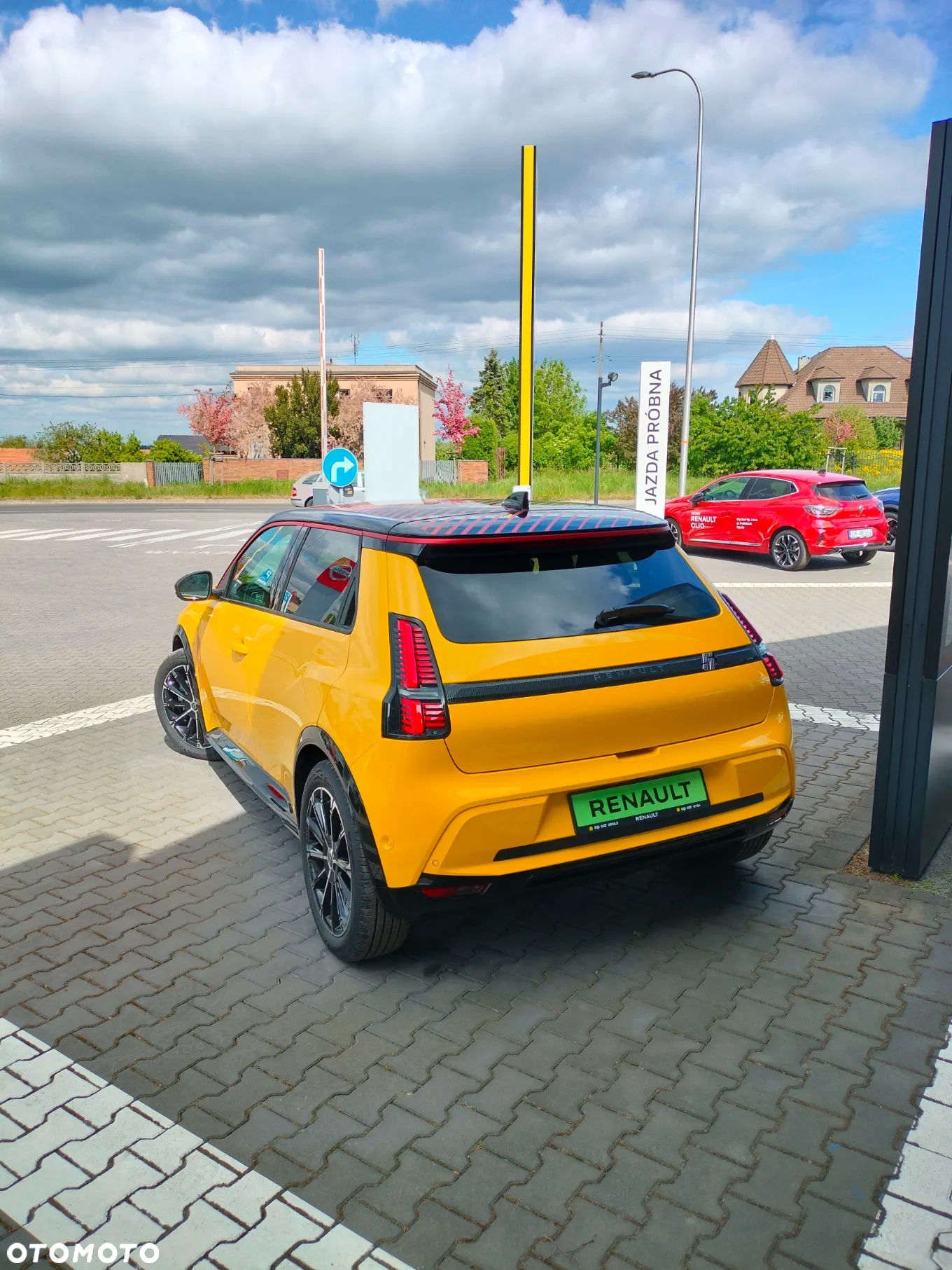 Renault 5 52kWh Comfort Range Iconic Cinq - 6