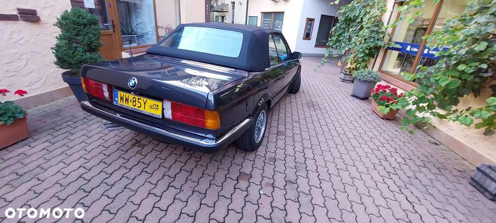 BMW Seria 3 320i - 14