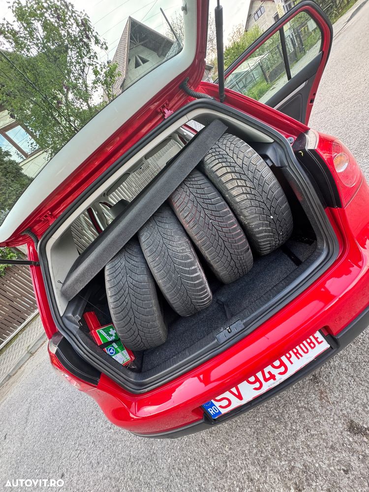 Volkswagen Golf 1.9 TDI 4Motion DPF Comfortline - 9