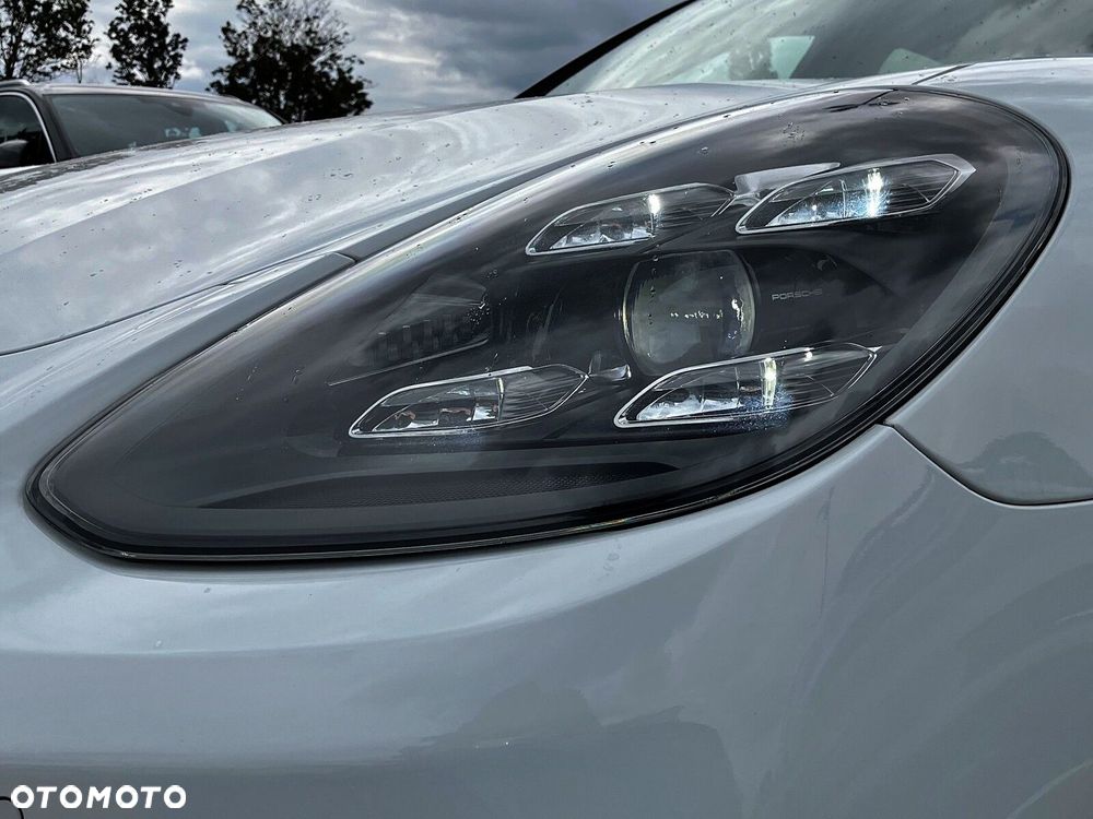 Porsche Panamera - 9