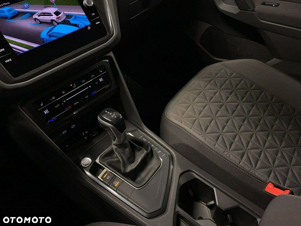 Volkswagen Tiguan - 37