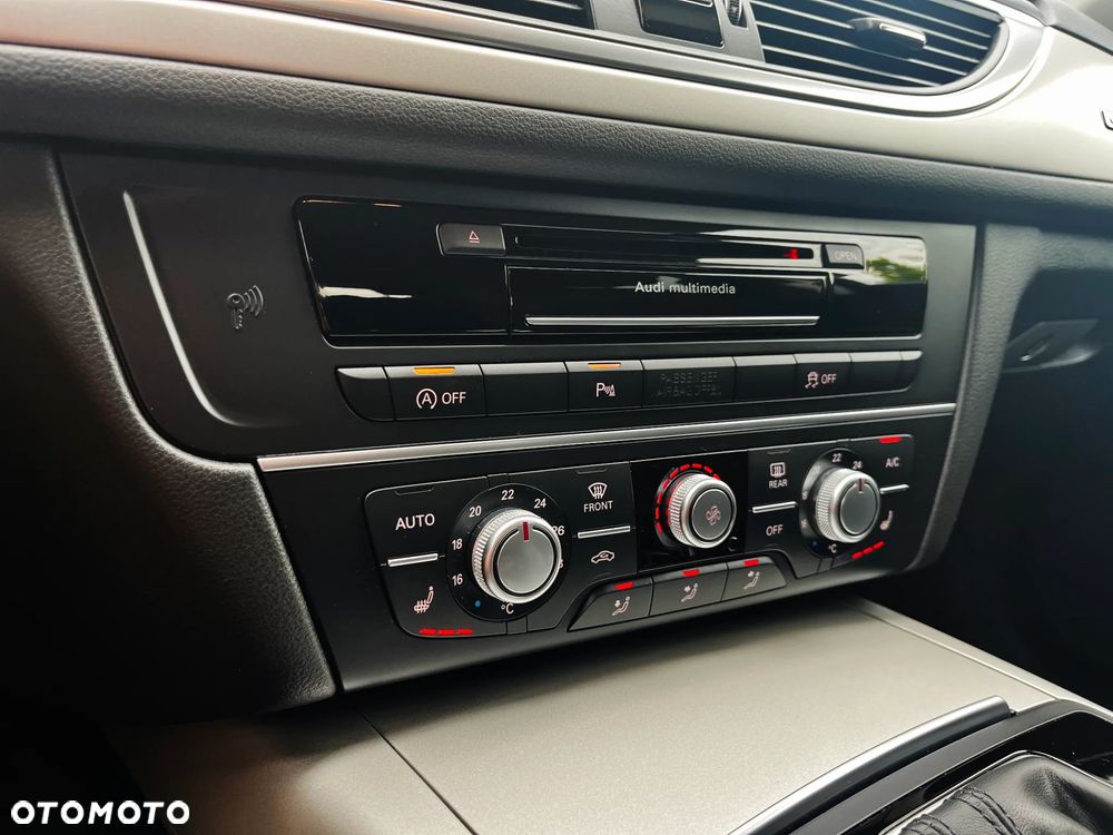 Audi A6 Avant 2.0 TDI quattro S tronic - 34