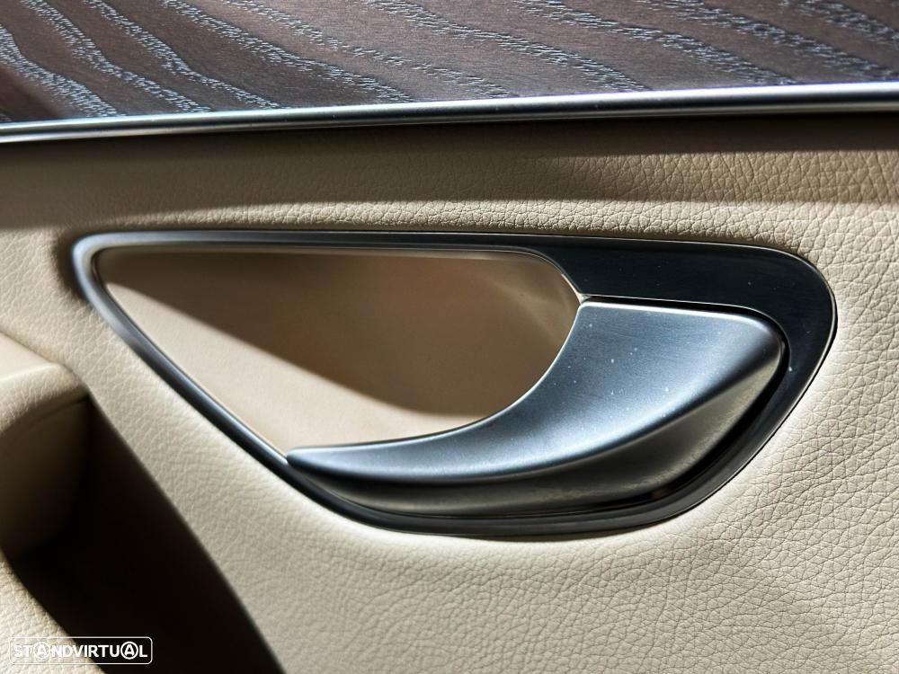 Mercedes-Benz GLC 300 de 4Matic 9G-TRONIC AMG Line - 32