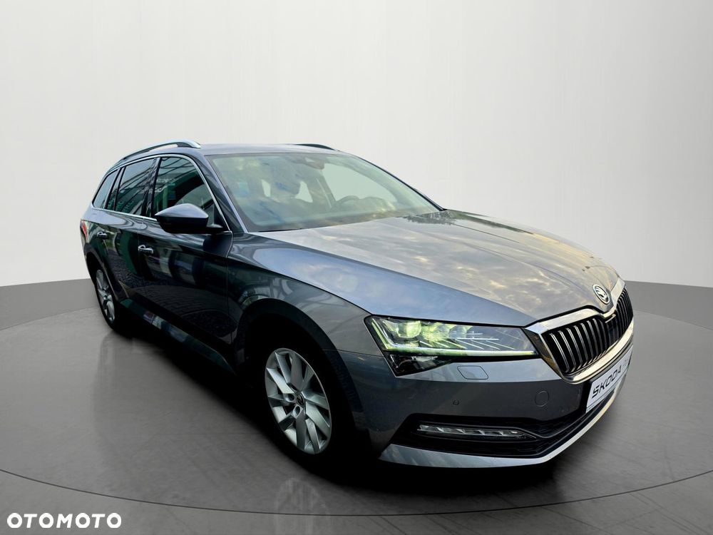 Skoda Superb 2.0 TDI SCR Ambition DSG - 8