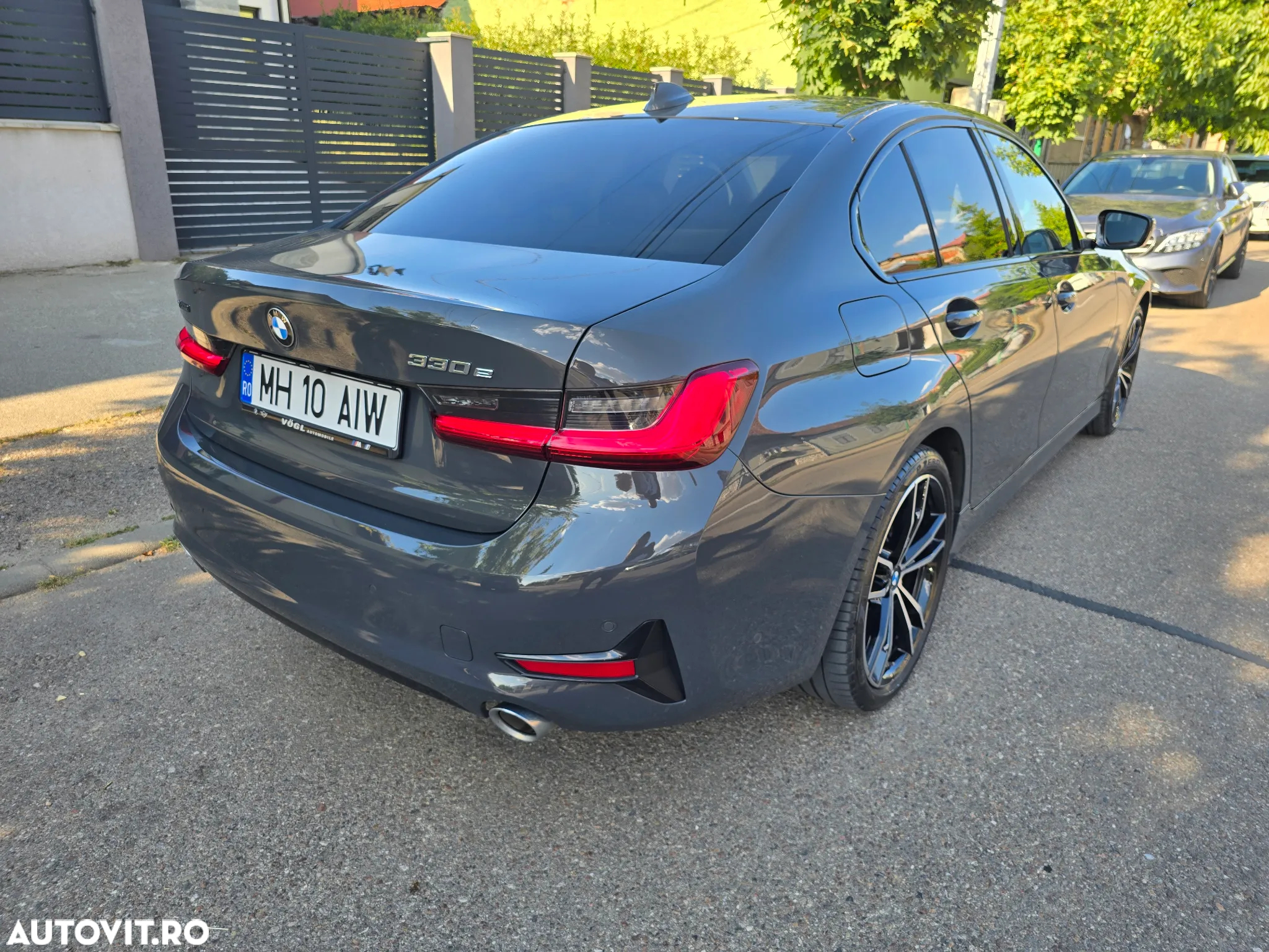 BMW Seria 3 330e xDrive AT PHEV - 3