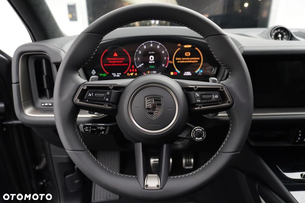 Porsche Cayenne - 36
