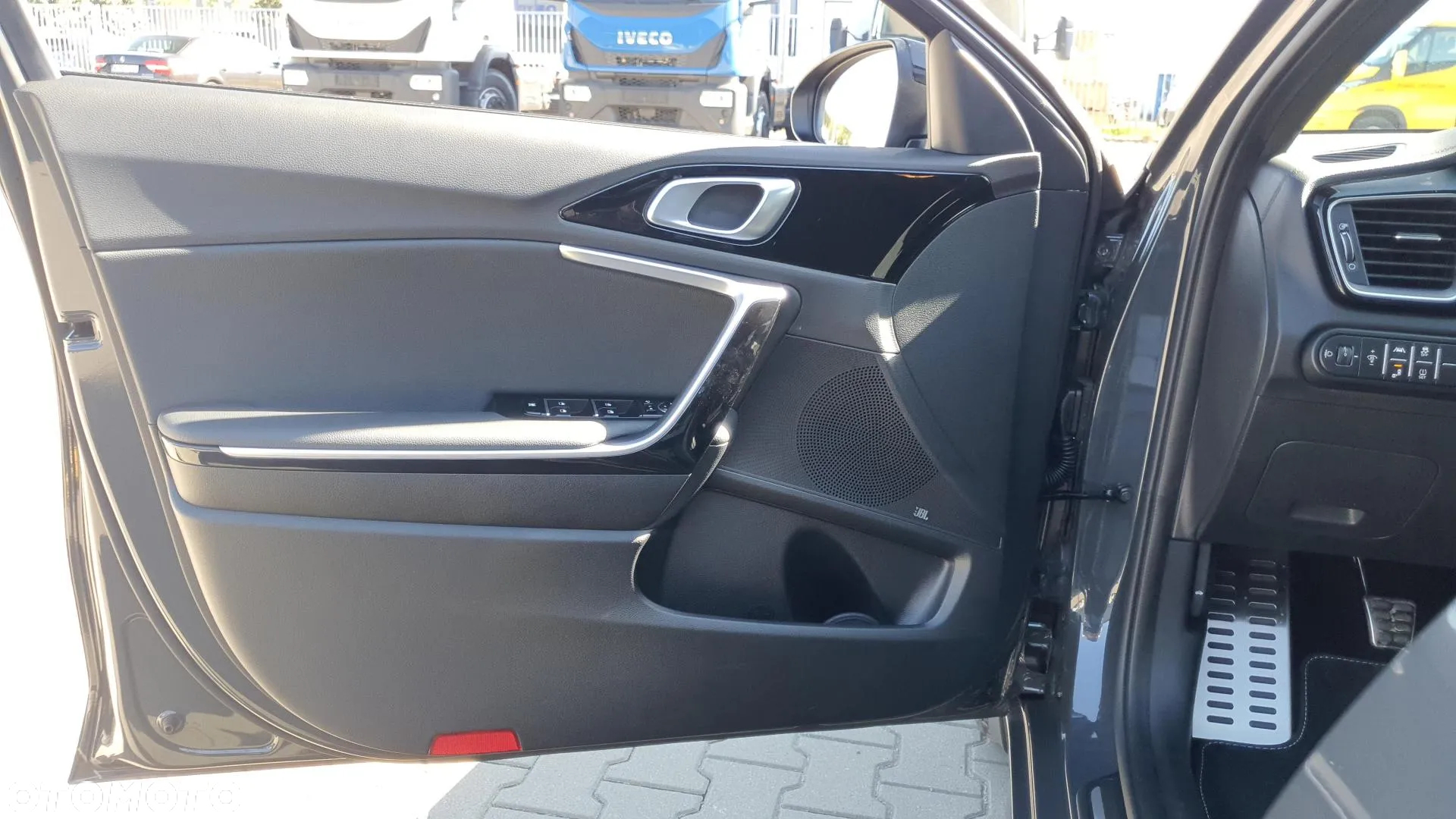 Kia ProCeed 1.5 T-GDI GT Line - 10