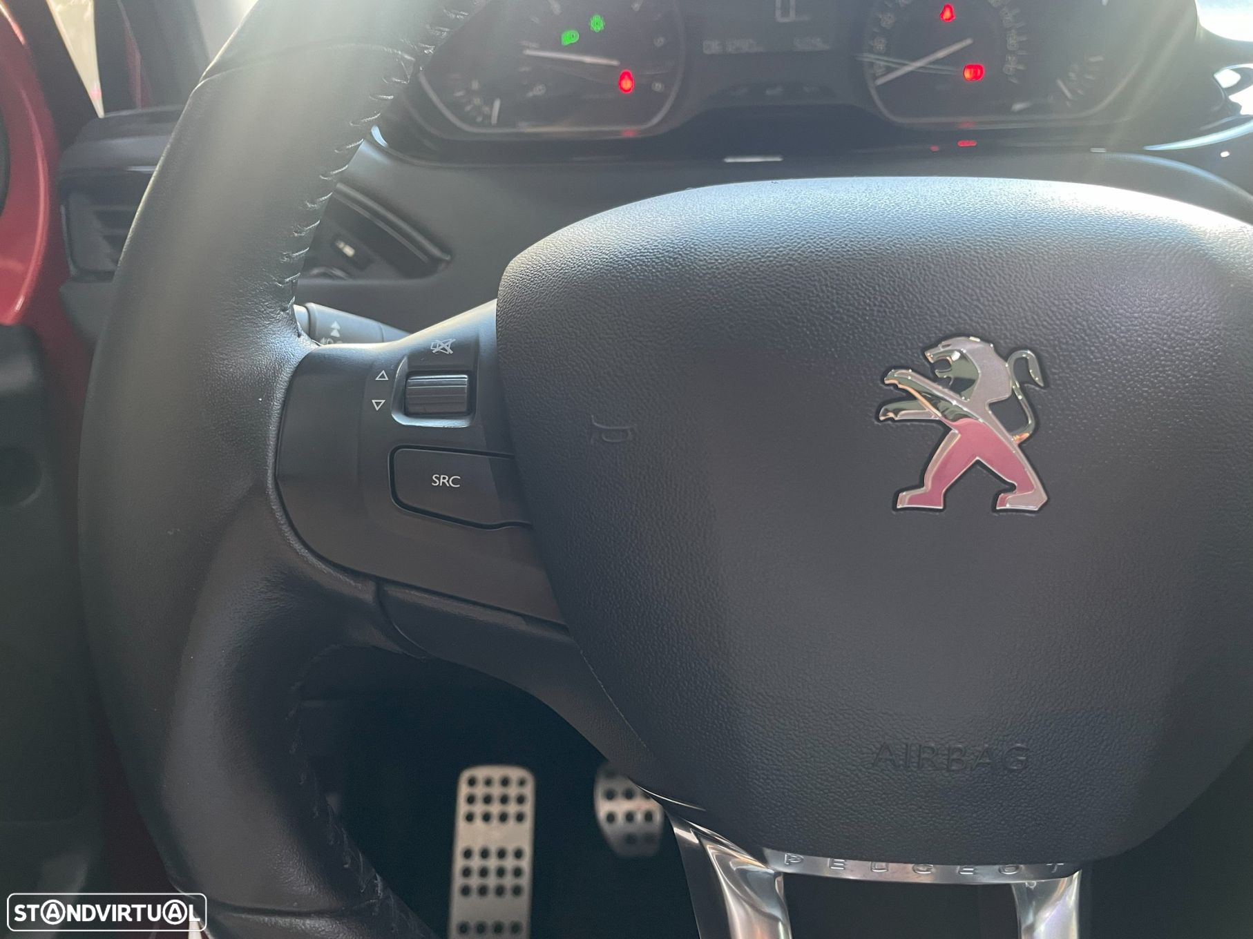 Peugeot 208 1.5 BlueHDi Signature - 18