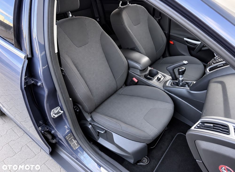 Ford Focus 1.0 EcoBoost STart-Stopp-System TITANIUM - 19
