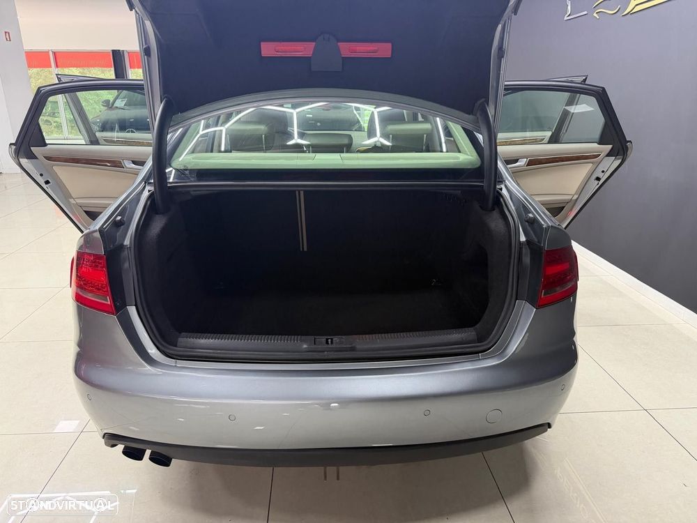 Audi A4 2.0 TDI exclusive Multitronic - 10