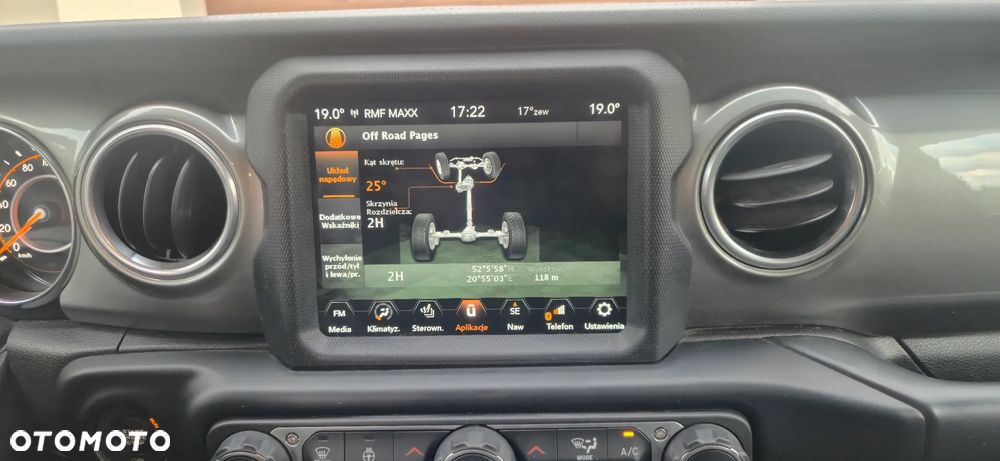 Jeep Wrangler - 11