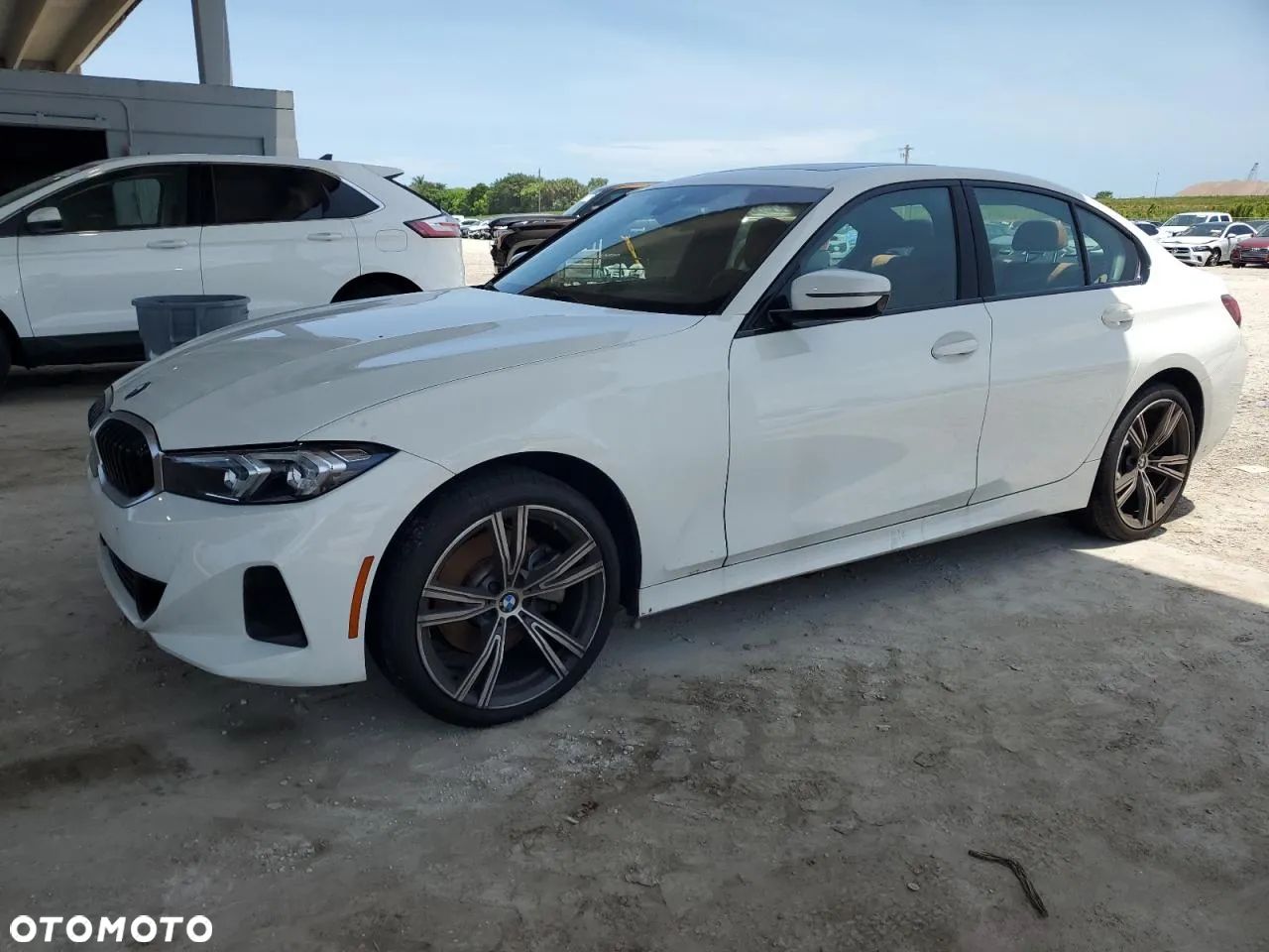 BMW Seria 3 330i - 1