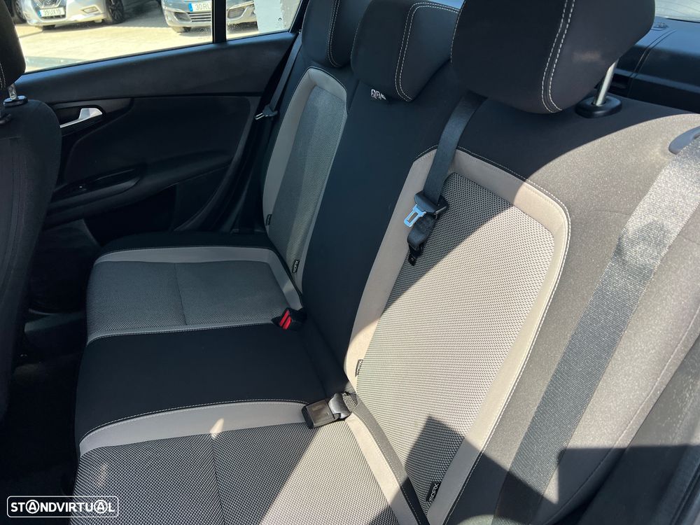 Fiat Tipo 1.3 M-Jet Lounge - 31