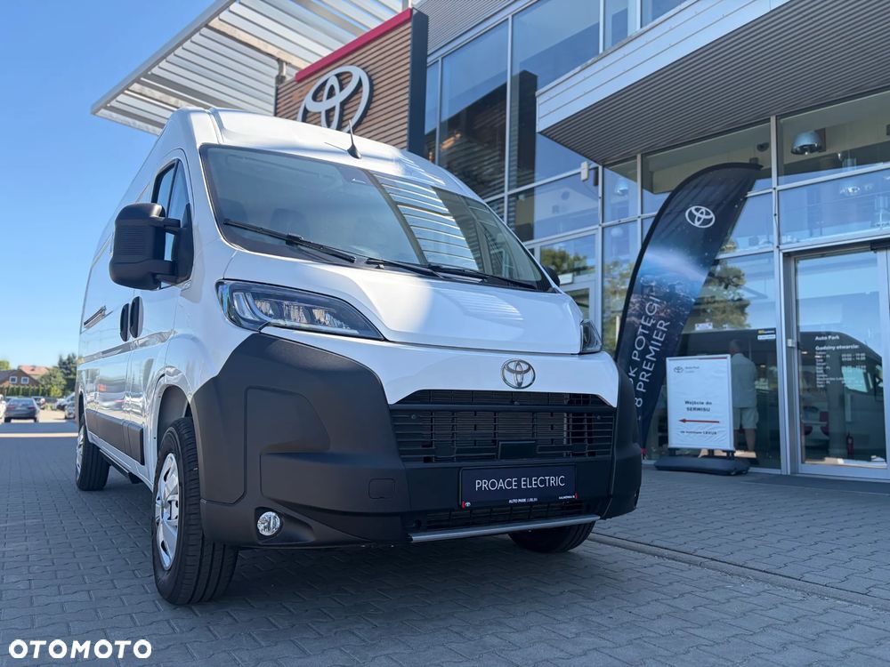 Toyota Proace MAX - 2