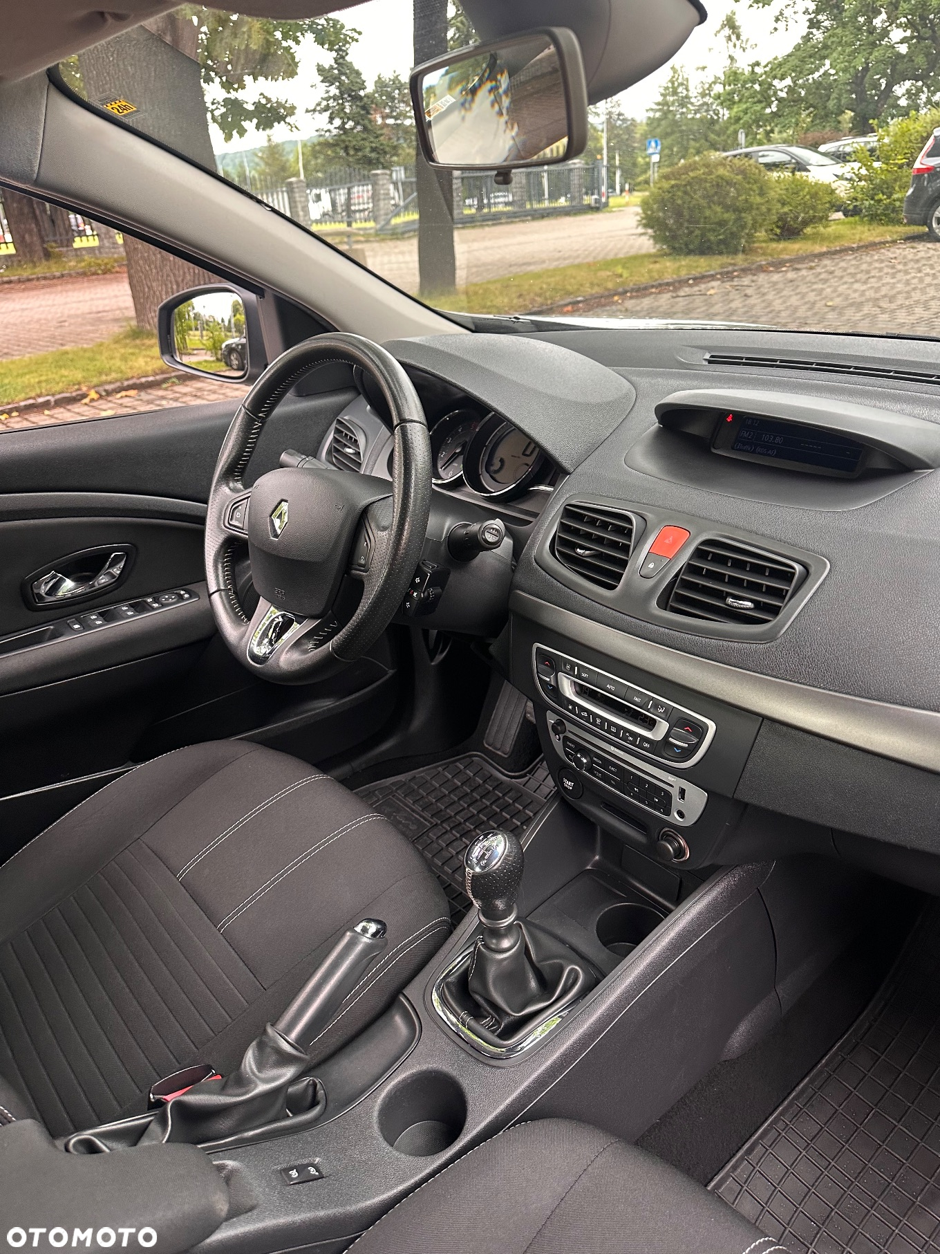 Renault Fluence 1.5 dCi Life - 24