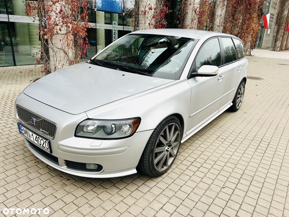 Volvo V50 - 1