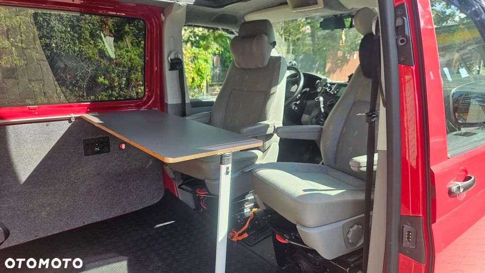 Volkswagen Transporter Multivan - 16