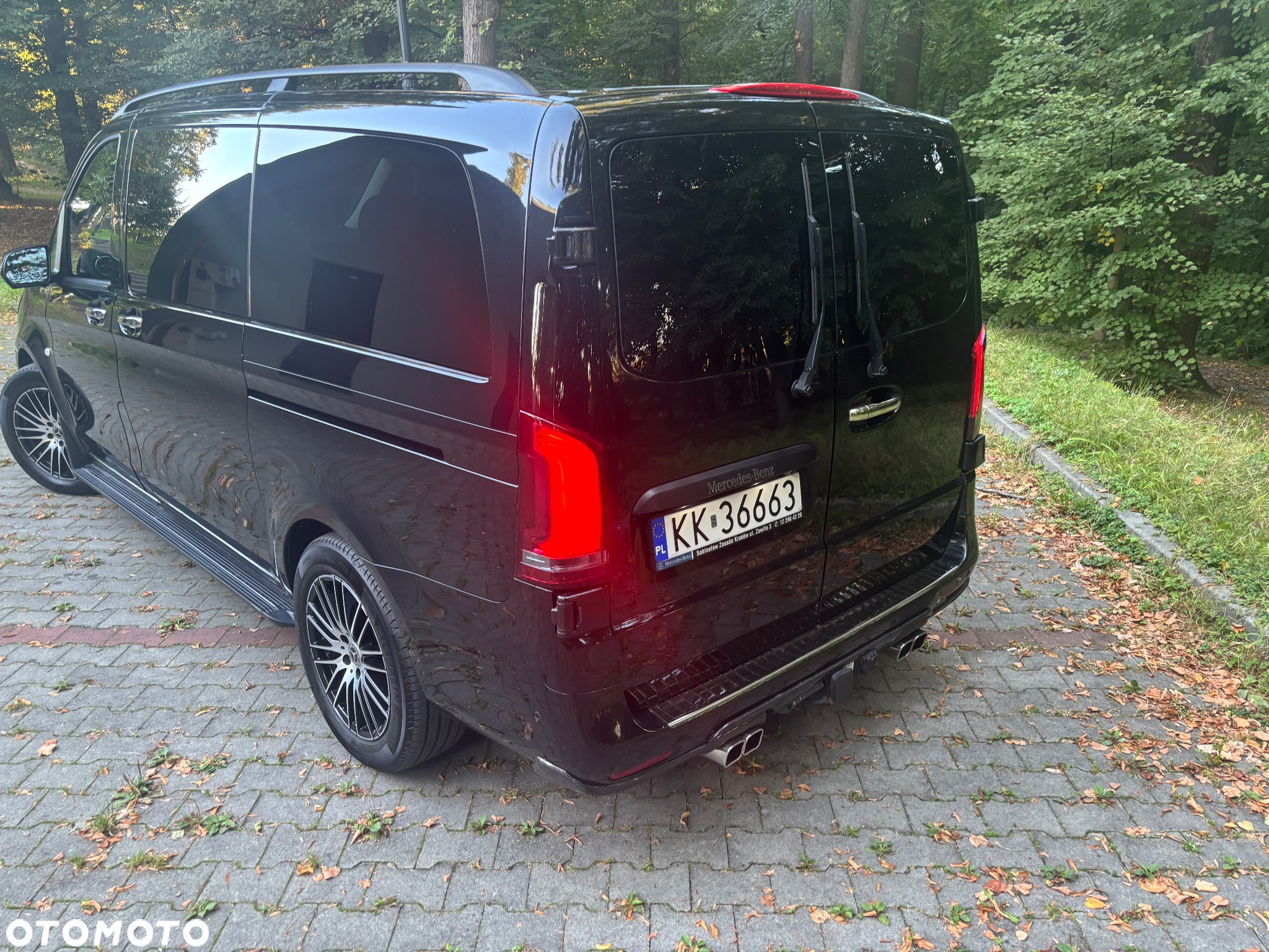 Mercedes-Benz Klasa V 300 lang 9G-TRONIC Avantgarde - 4