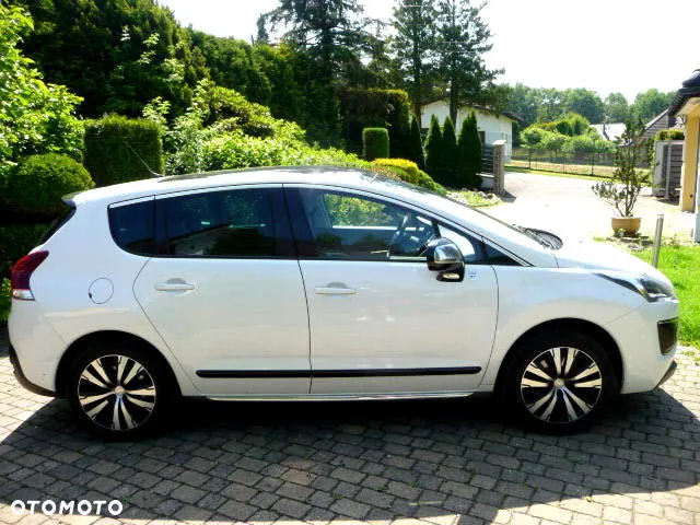 Peugeot 3008 2.0 HYbrid4 - 11